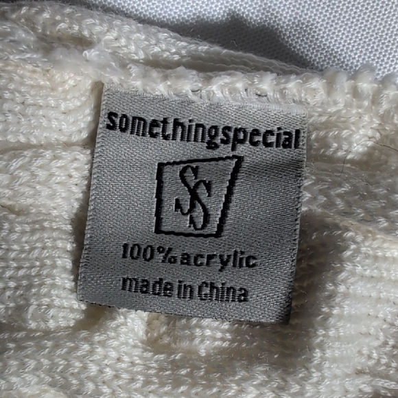 Something Special Cream Knit Beanie - Picture 2 of 3